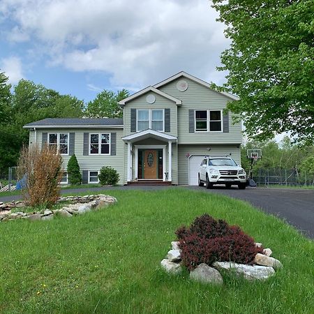 Lakehouse *Hottub*Jacuzzi*Firepit*Bbq*Pool Long Pond Exterior photo