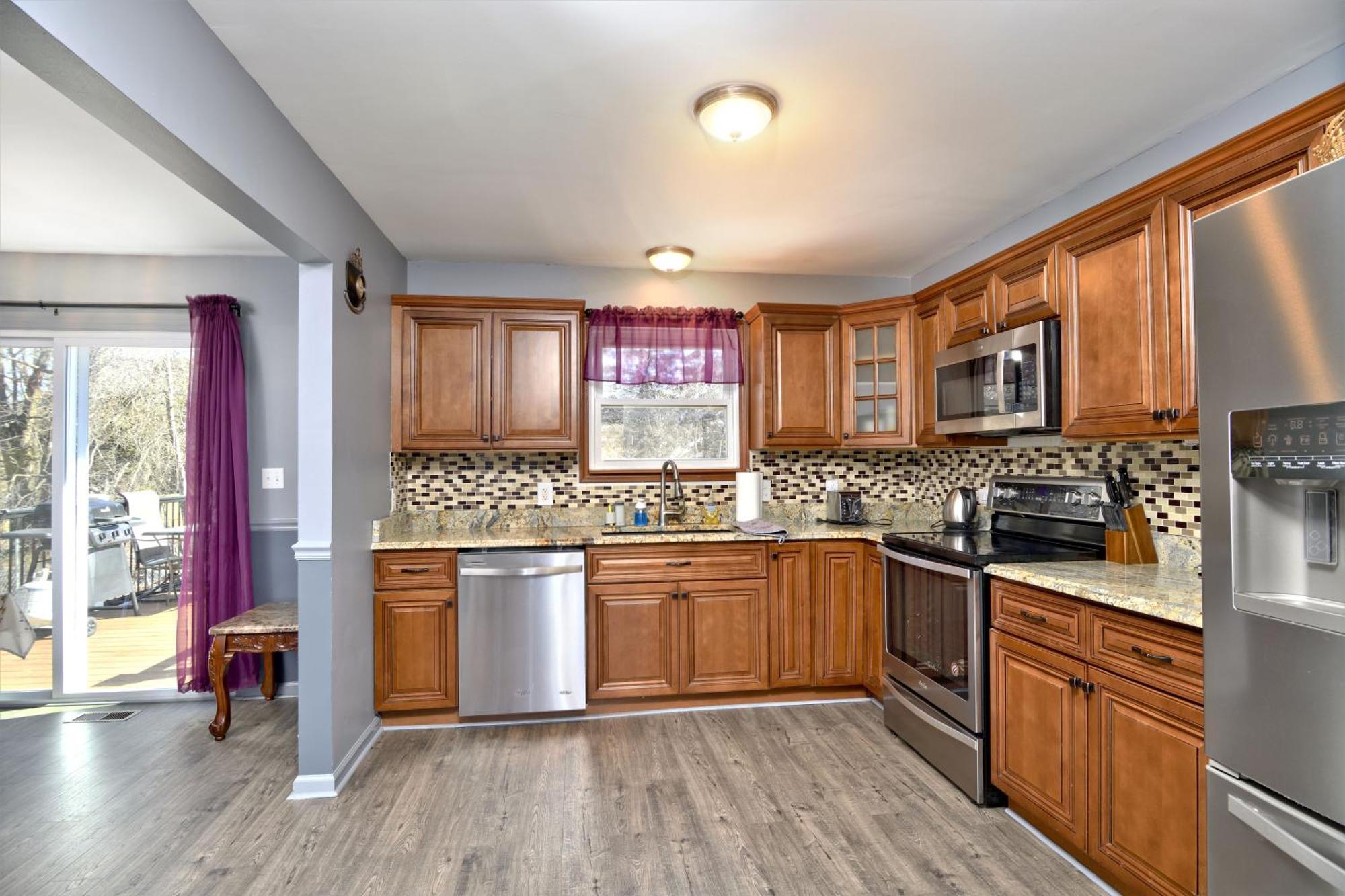 Lakehouse *Hottub*Jacuzzi*Firepit*Bbq*Pool Long Pond Exterior photo