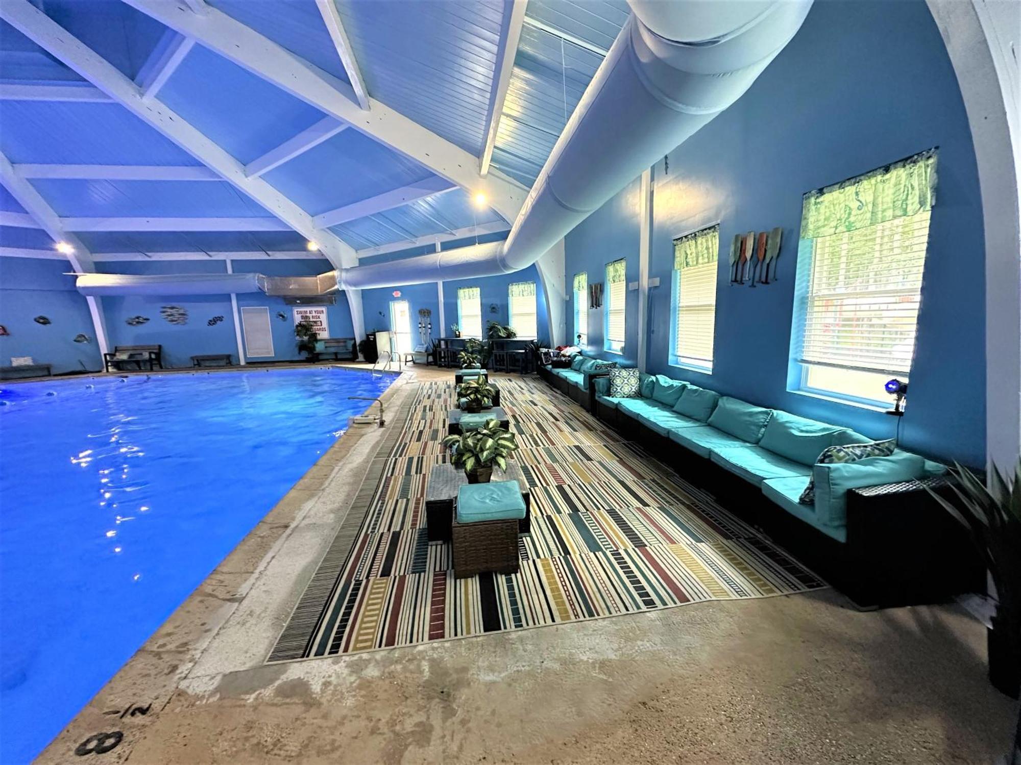 Lakehouse *Hottub*Jacuzzi*Firepit*Bbq*Pool Long Pond Exterior photo